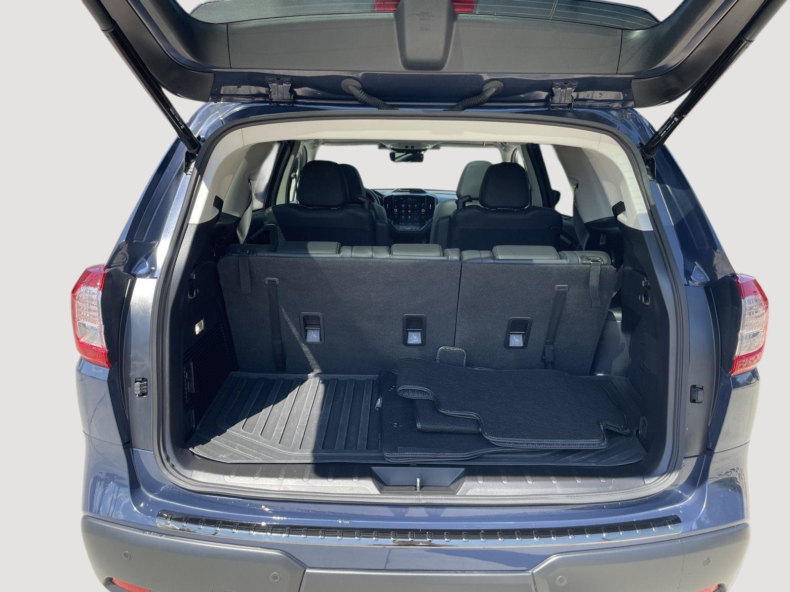Certified 2025 Subaru Ascent Bronze Edition AWD/4WD image 8