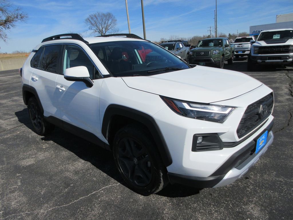 Used 2024 Toyota RAV4 Adventure image 7