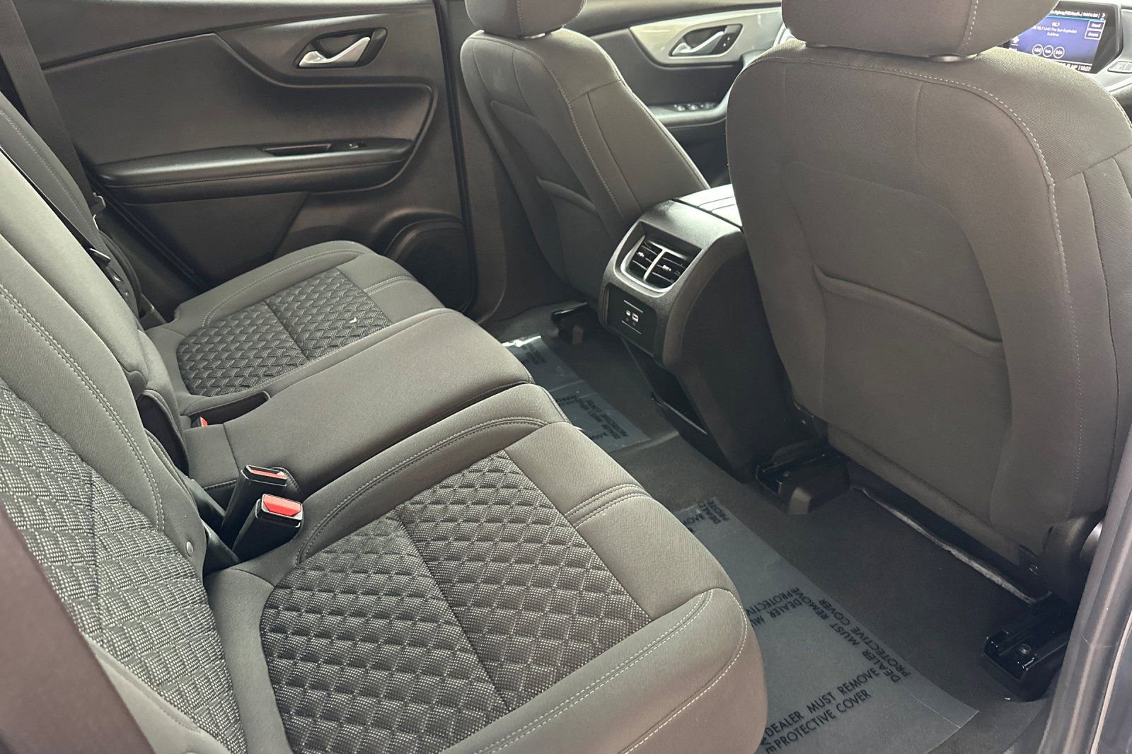 Certified 2022 Chevrolet Blazer LT w/ LPO, Black Grille Bar Package image 19