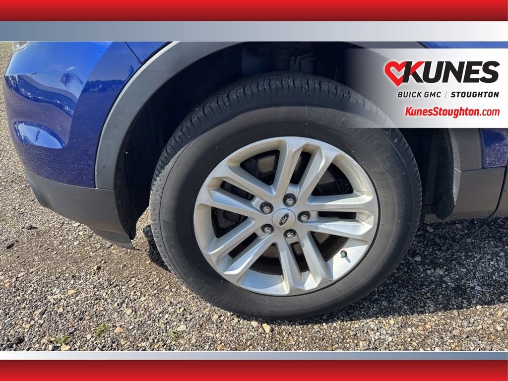 Used 2015 Ford Explorer XLT AWD/4WD image 16