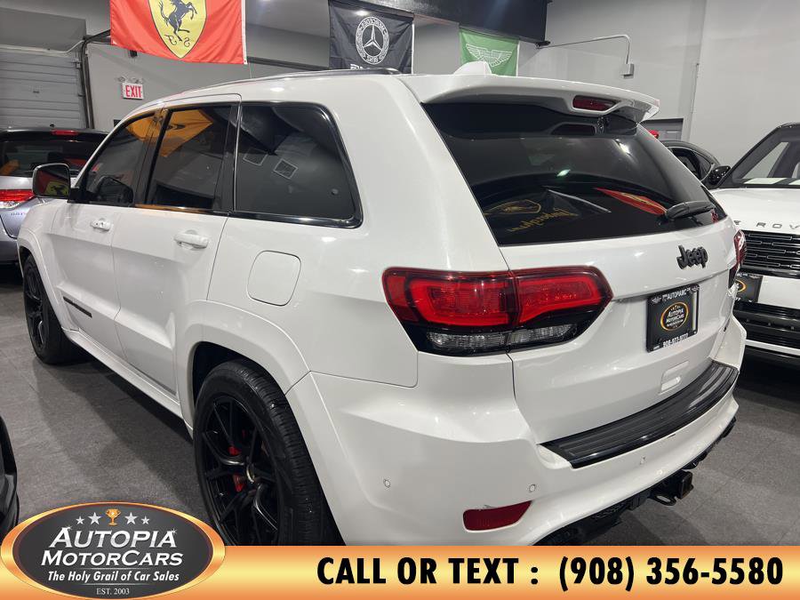 Used 2021 Jeep Grand Cherokee SRT image 3