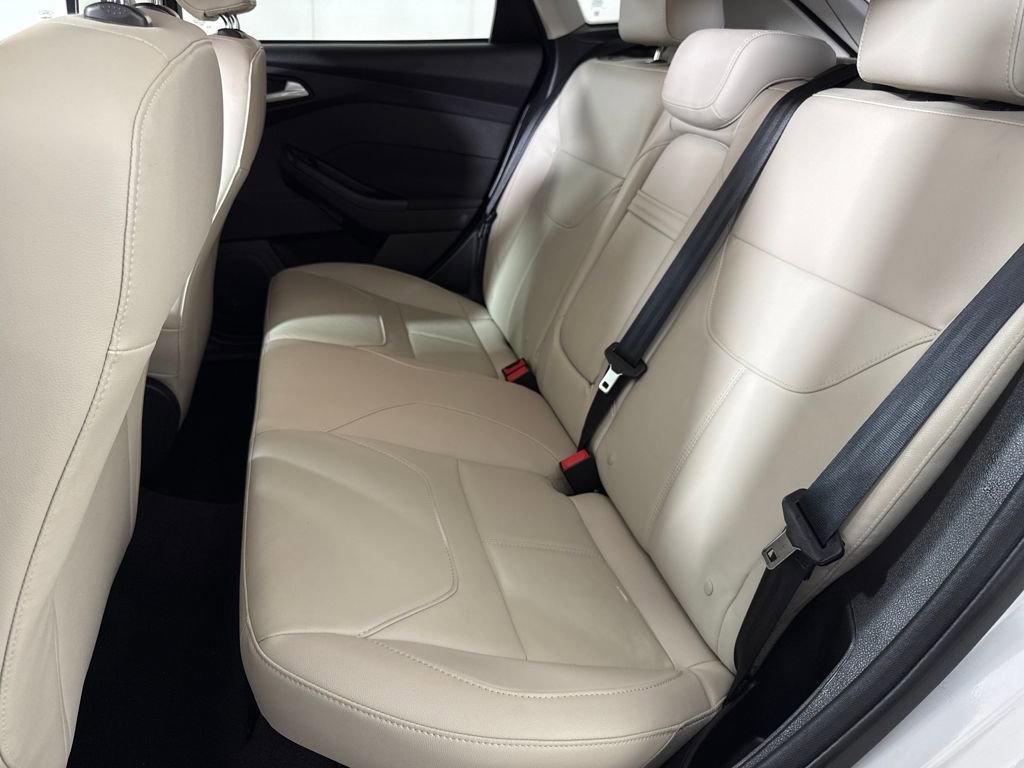 Used 2015 Ford Focus Titanium image 14