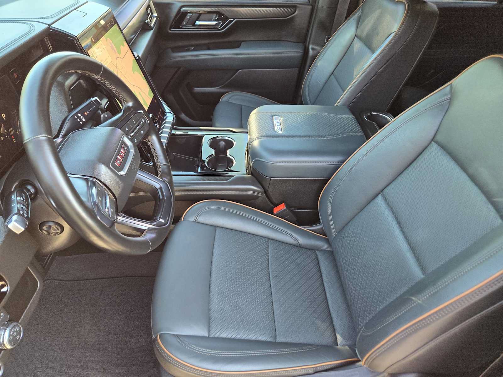 Certified 2025 GMC Yukon XL AT4 w/ AT4 Premium Package AWD/4WD image 14