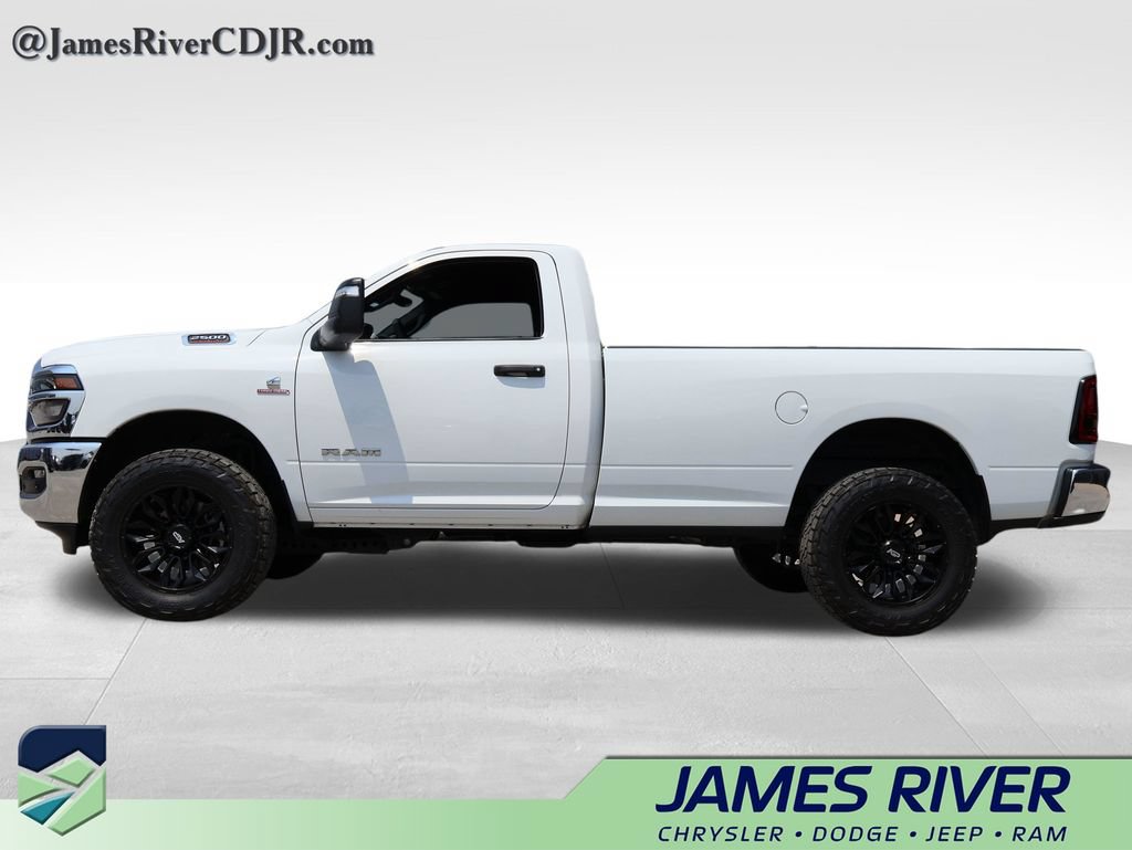 Used 2025 RAM 2500 Big Horn AWD/4WD image 2