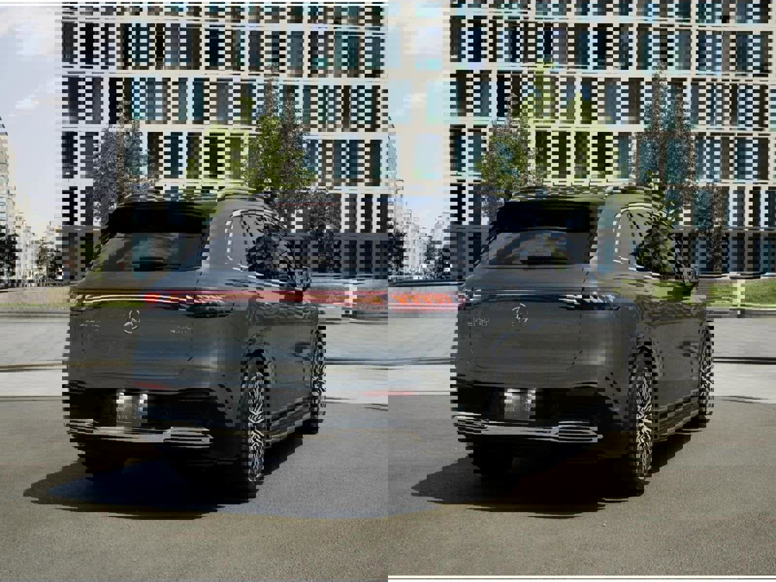 New 2026 Mercedes-Benz EQS 400 4MATIC SUV image 22