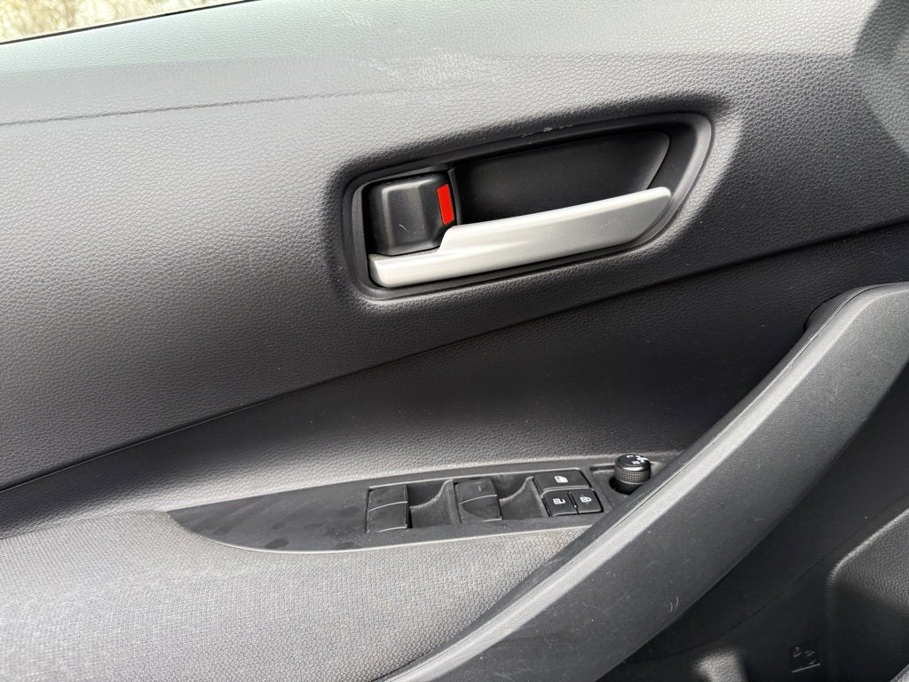 Used 2021 Toyota Corolla LE image 22