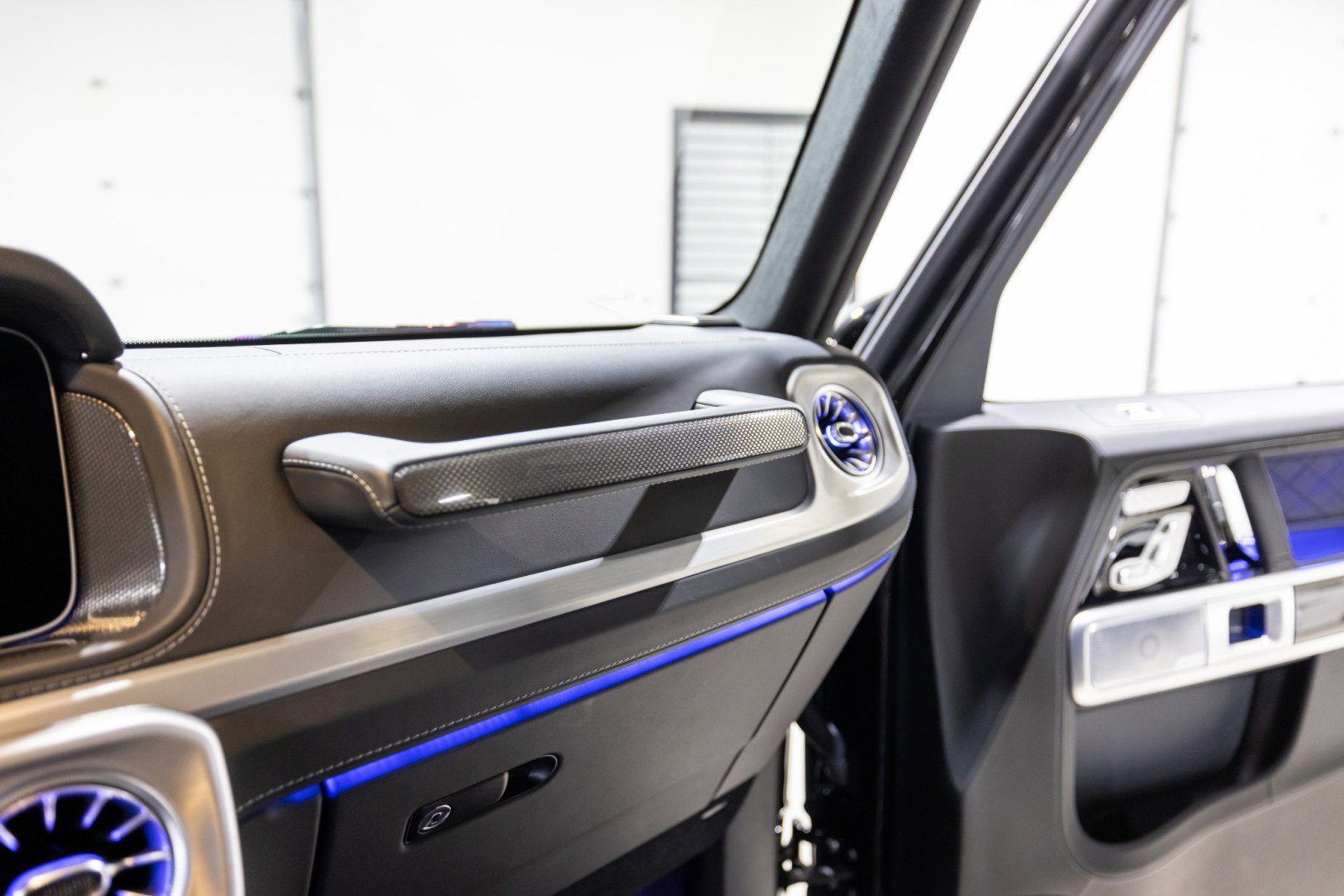Used 2025 Mercedes-Benz G 63 AMG 4MATIC image 46