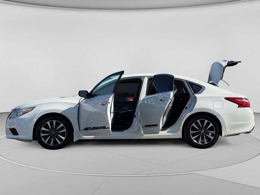 Used 2016 Nissan Altima 2.5 SV FWD image 27