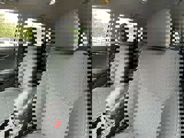 Used 2018 Kia Sorento LX image 14