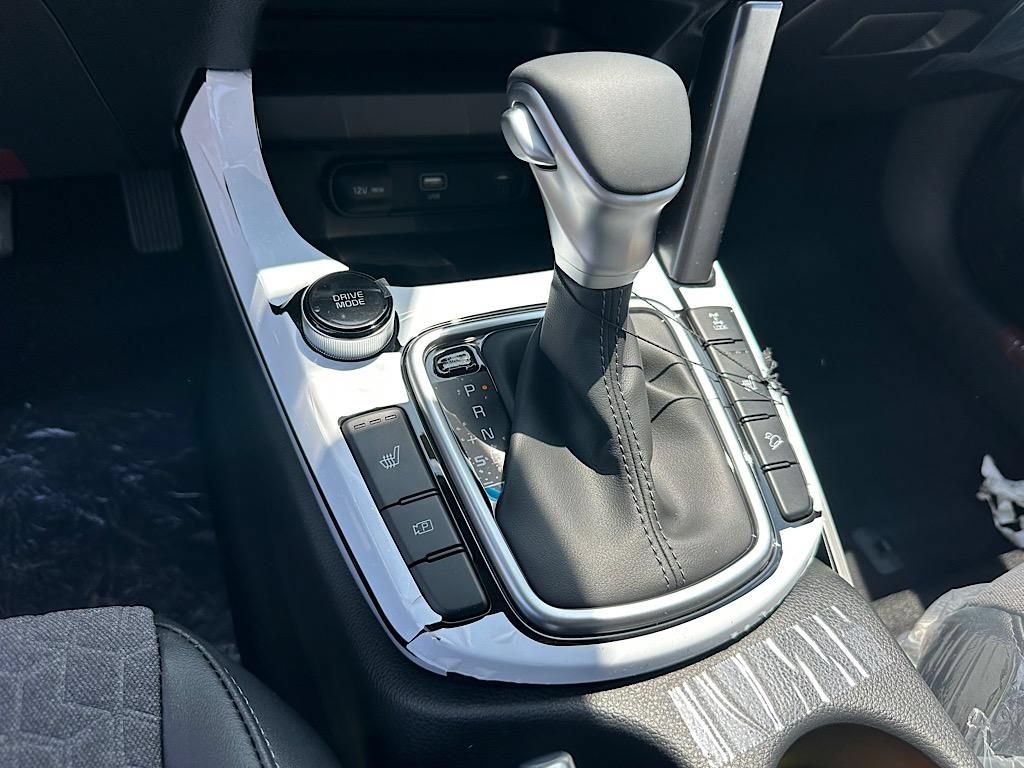 New 2025 Kia Seltos S AWD/4WD image 24