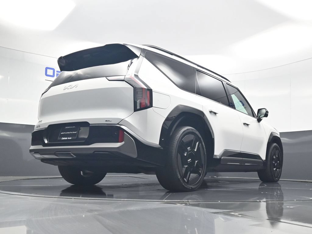 Certified 2024 Kia EV9 GT-Line AWD/4WD image 49