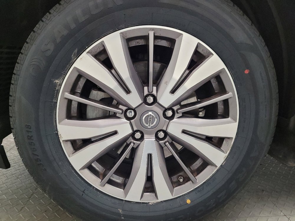 Used 2019 Nissan Pathfinder SL w/ Cargo Package image 31