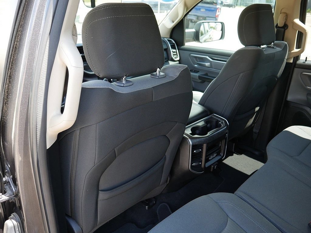 Used 2020 RAM 1500 Big Horn AWD/4WD image 15