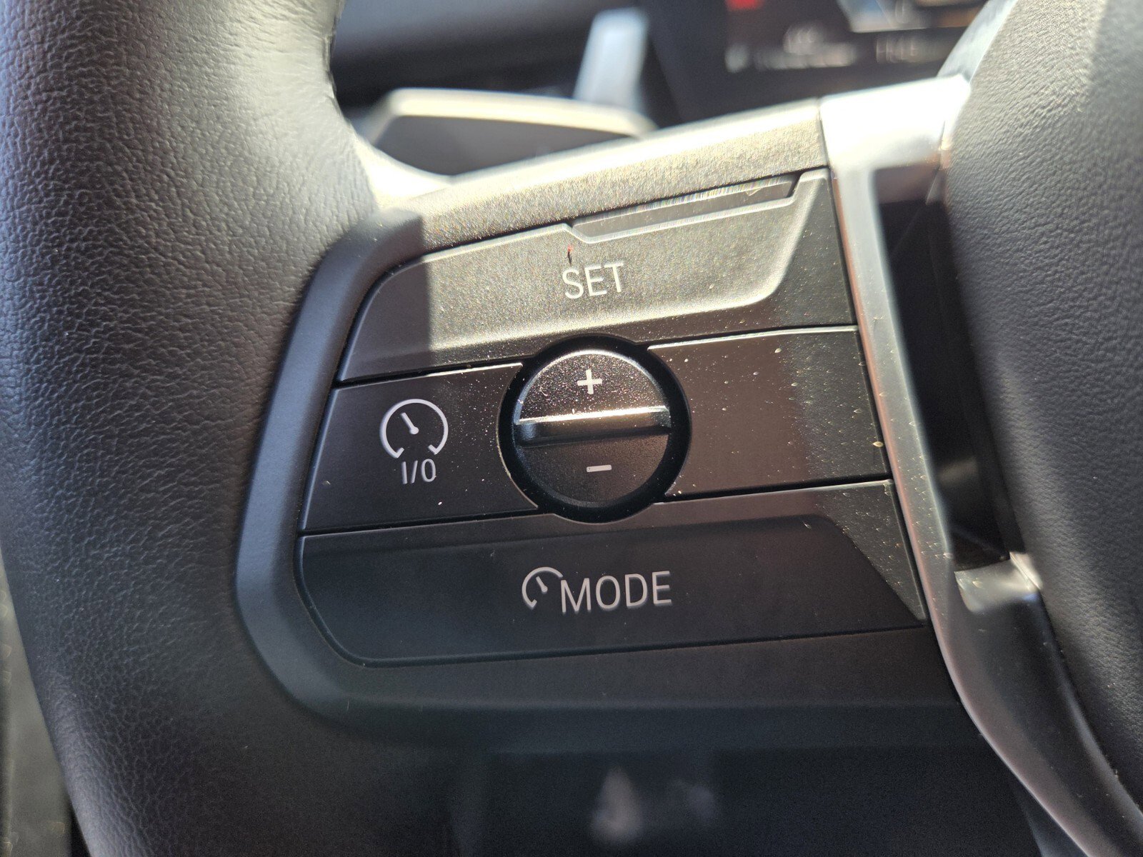 Certified 2025 BMW X2 xDrive28i image 27