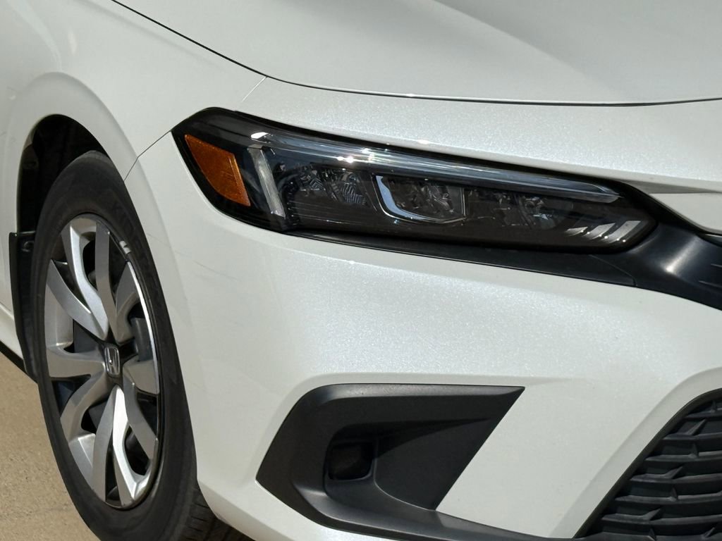 Used 2023 Honda Civic LX image 5