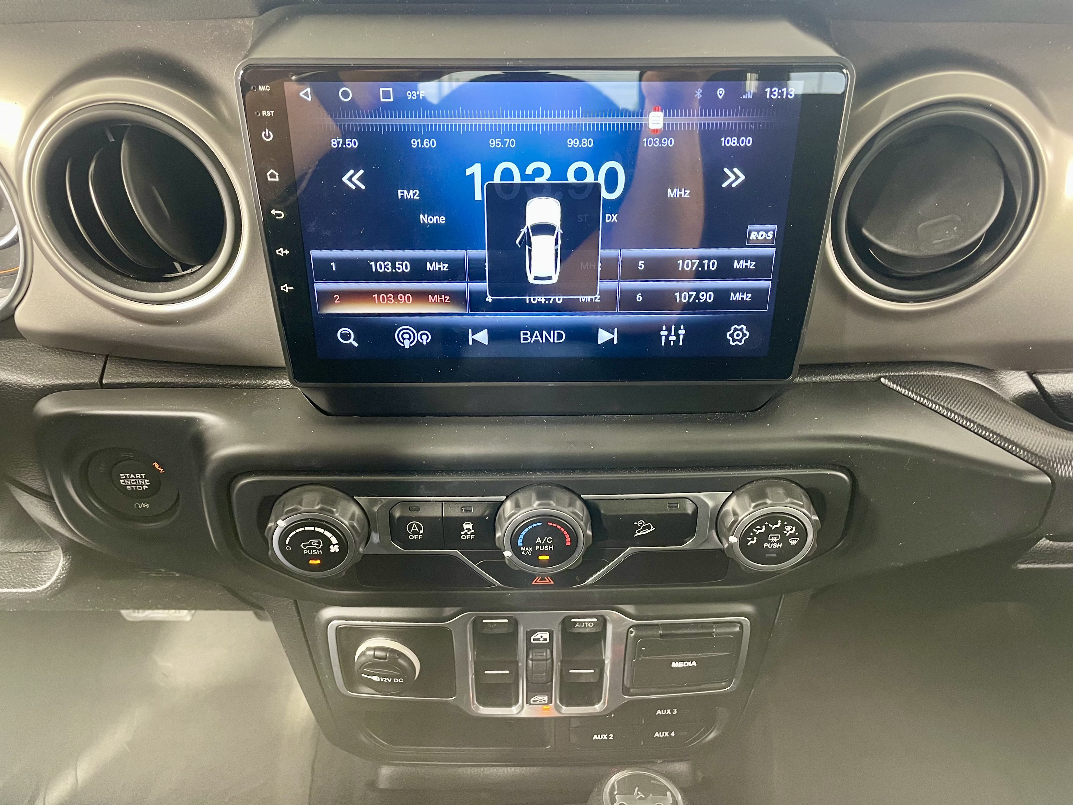 Used 2018 Jeep Wrangler Unlimited Sport S AWD/4WD image 17