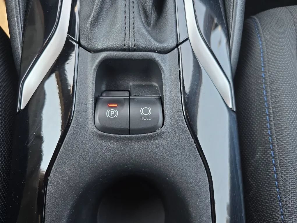 Used 2021 Toyota Corolla SE FWD image 28