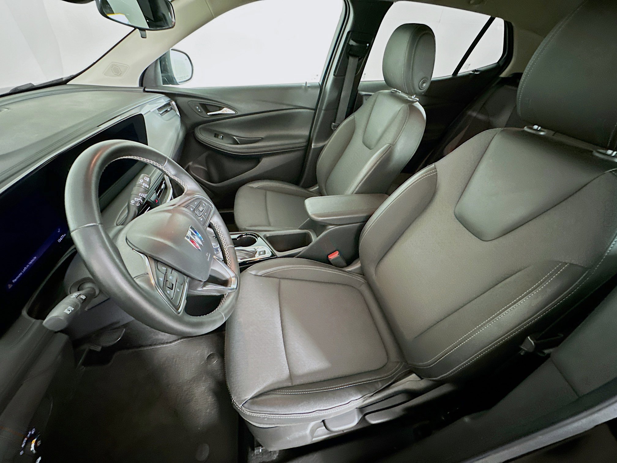 Used 2025 Buick Encore GX Preferred image 13