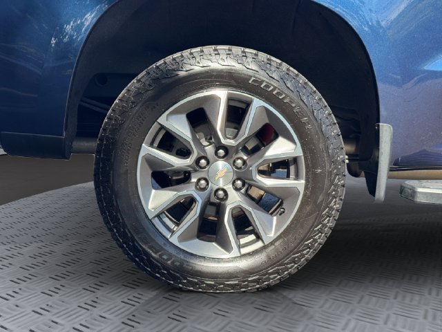 Used 2022 Chevrolet Silverado 1500 LT AWD/4WD image 28