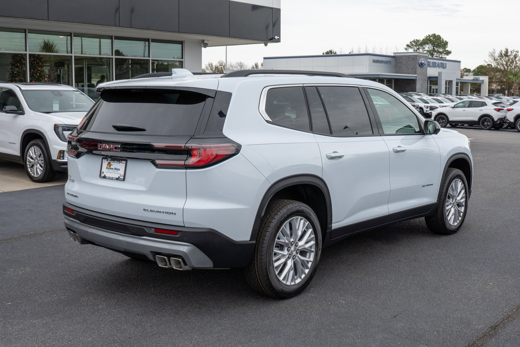 New 2026 GMC Acadia Elevation w/ Elevation Premium Package FWD image 3