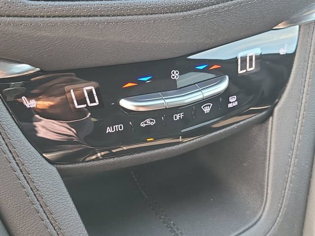 Used 2023 Cadillac XT6 Luxury FWD image 37