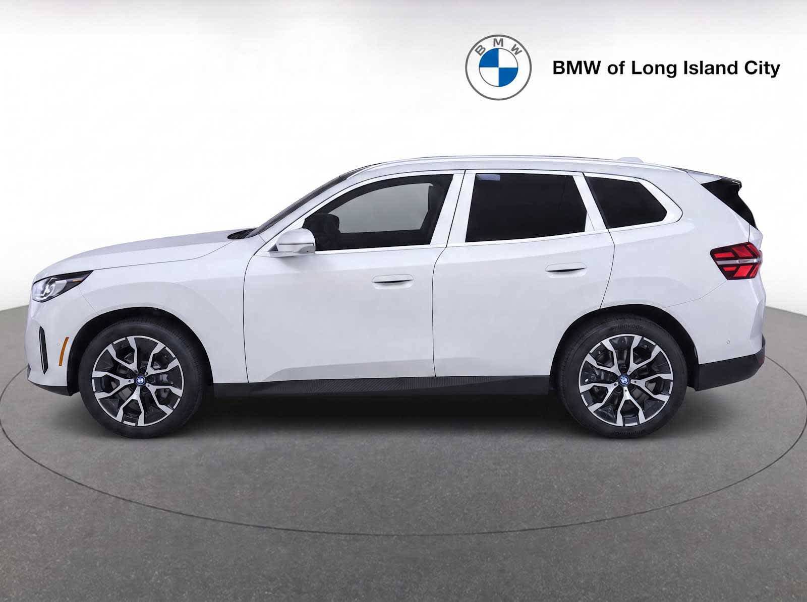 New 2026 BMW X3 xDrive30i w/ Convenience Package AWD/4WD image 4