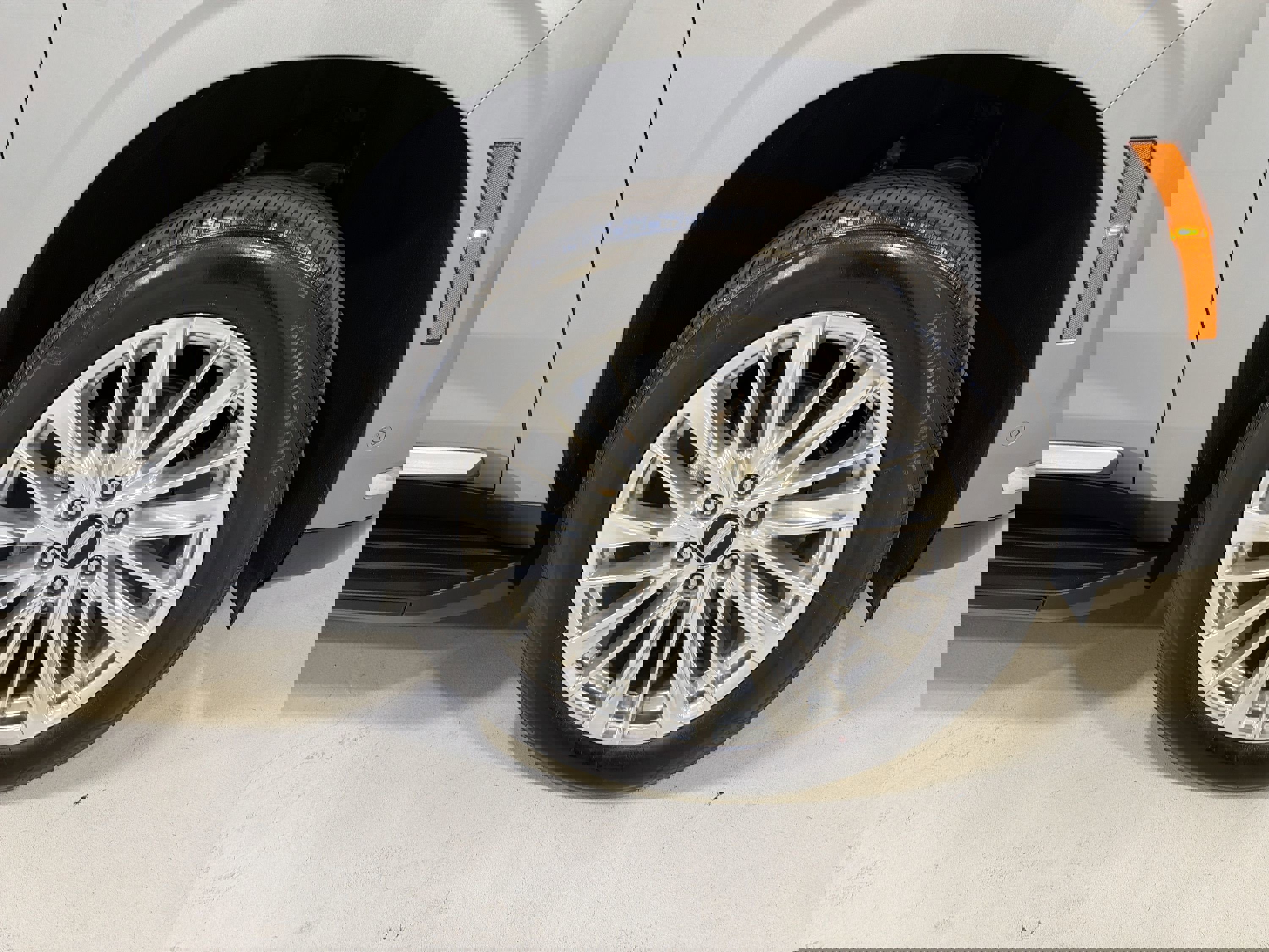 Used 2025 Cadillac Escalade Premium Luxury image 31