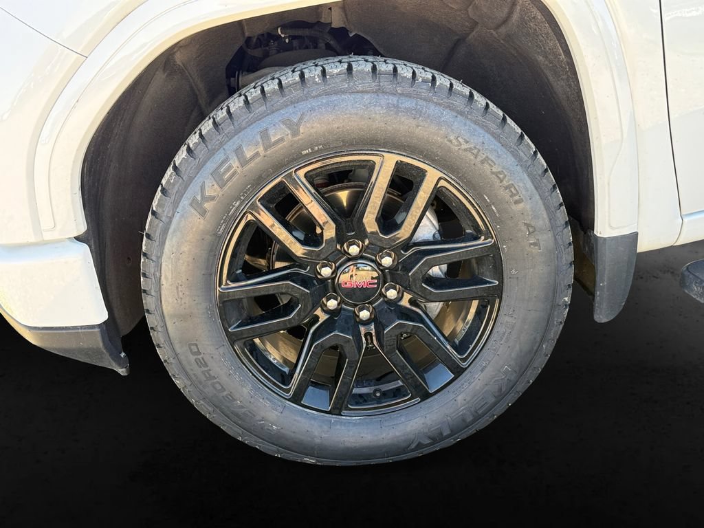 Used 2024 GMC Sierra 1500 Elevation w/ Preferred Package AWD/4WD image 13