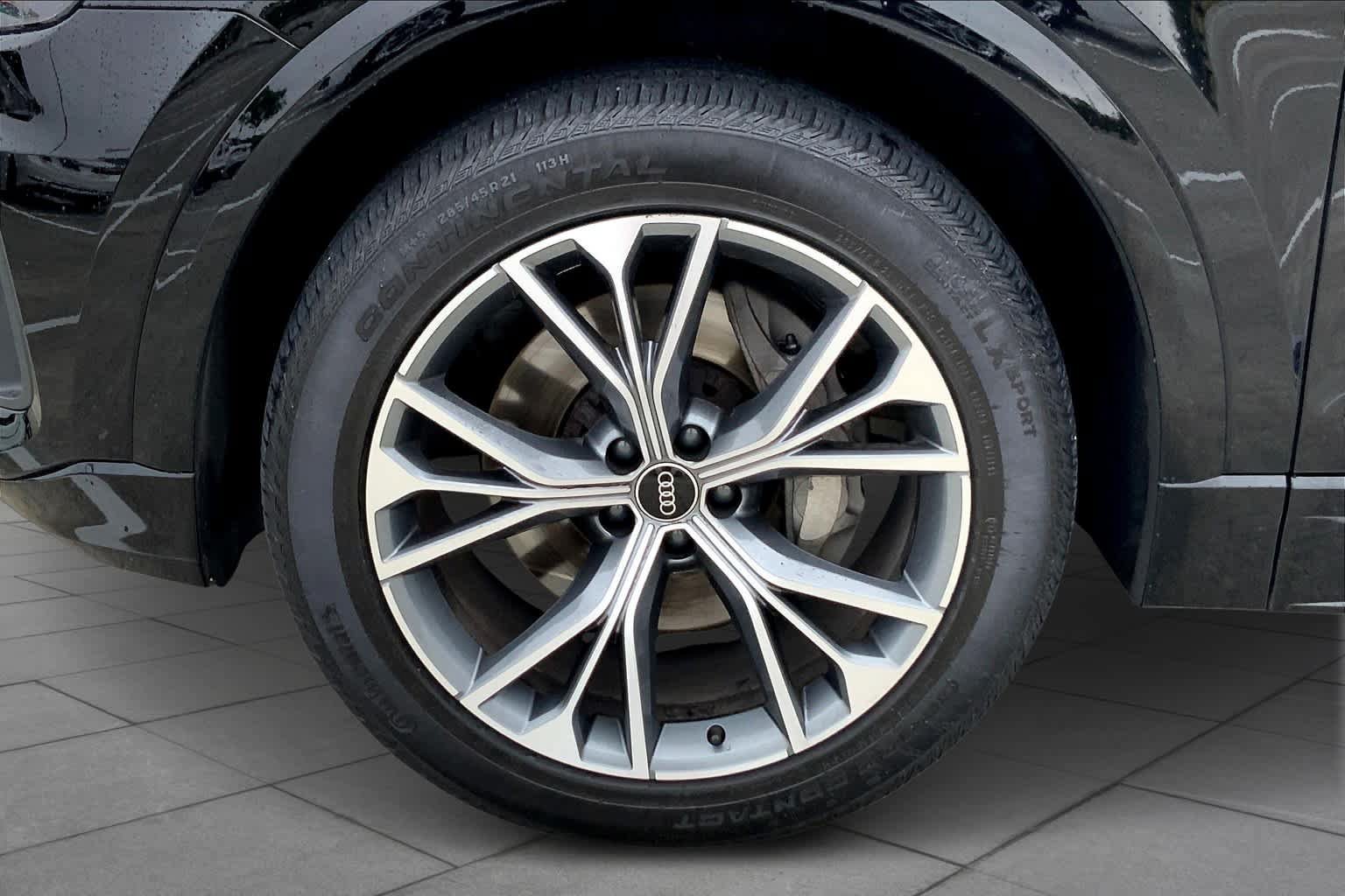 Used 2021 Audi Q8 Premium w/ Black Optic Package AWD/4WD image 10