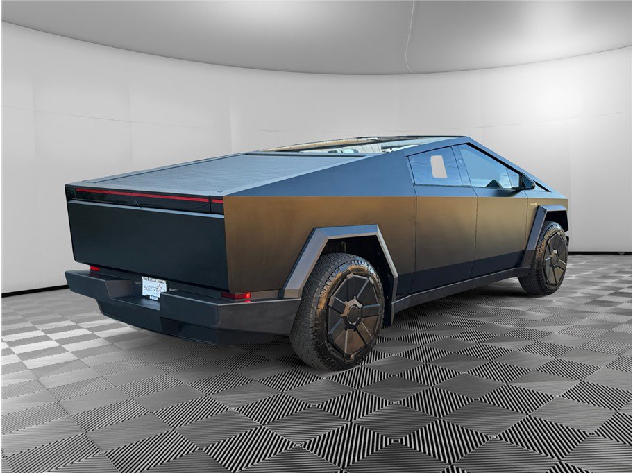 Used 2024 Tesla Cybertruck Cyberbeast AWD/4WD image 5