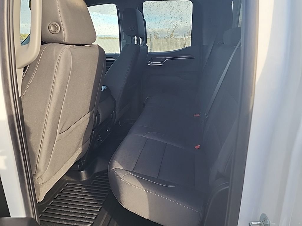 Used 2022 Chevrolet Silverado 1500 LT image 15