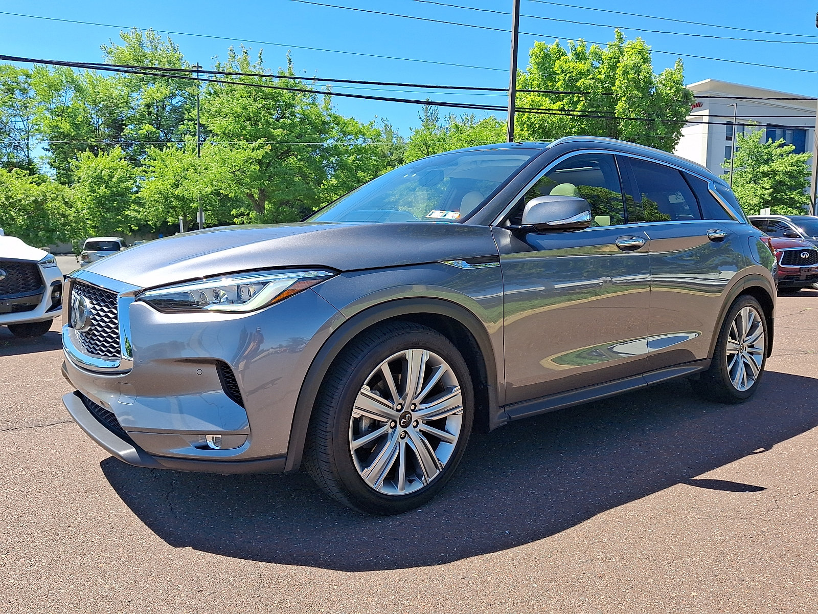 Used 2020 INFINITI QX50 Sensory w/ Proactive Package AWD/4WD image 3