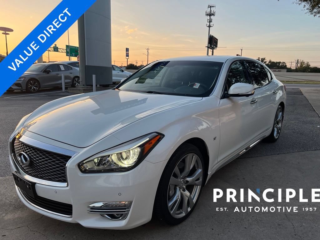 Used 2015 INFINITI Q70 L 3.7 w/ Deluxe Touring Package RWD image 4