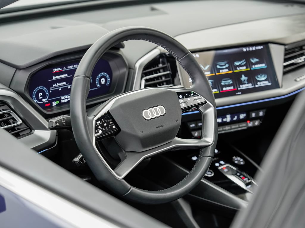 Used 2023 Audi Q4 e-tron Premium Plus RWD image 4