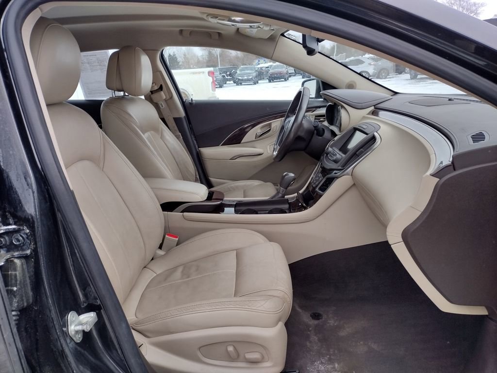 Used 2014 Buick LaCrosse Leather image 9