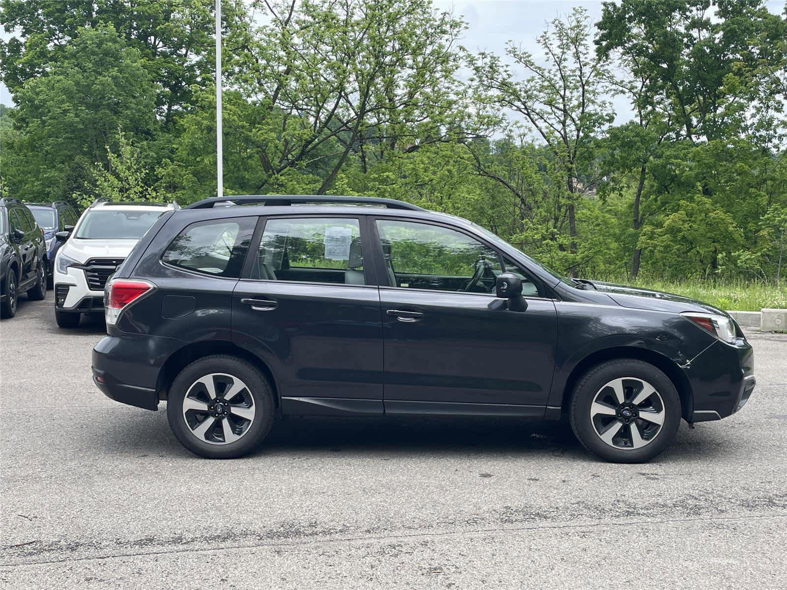 Used 2017 Subaru Forester 2.5i w/ Alloy Wheel Package AWD/4WD image 6