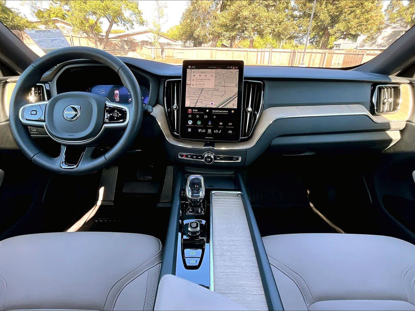 Used 2026 Volvo XC60 B5 Plus w/ Protection Package Premier AWD/4WD image 18