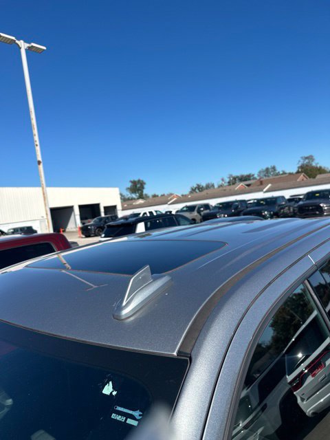 Used 2023 Chevrolet Silverado 1500 LTZ w/ LTZ Premium Package AWD/4WD image 11