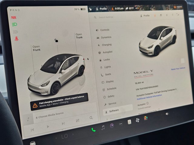 Used 2024 Tesla Model Y Performance image 7