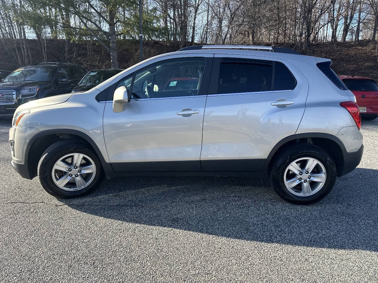 Used 2016 Chevrolet Trax LT AWD/4WD image 9