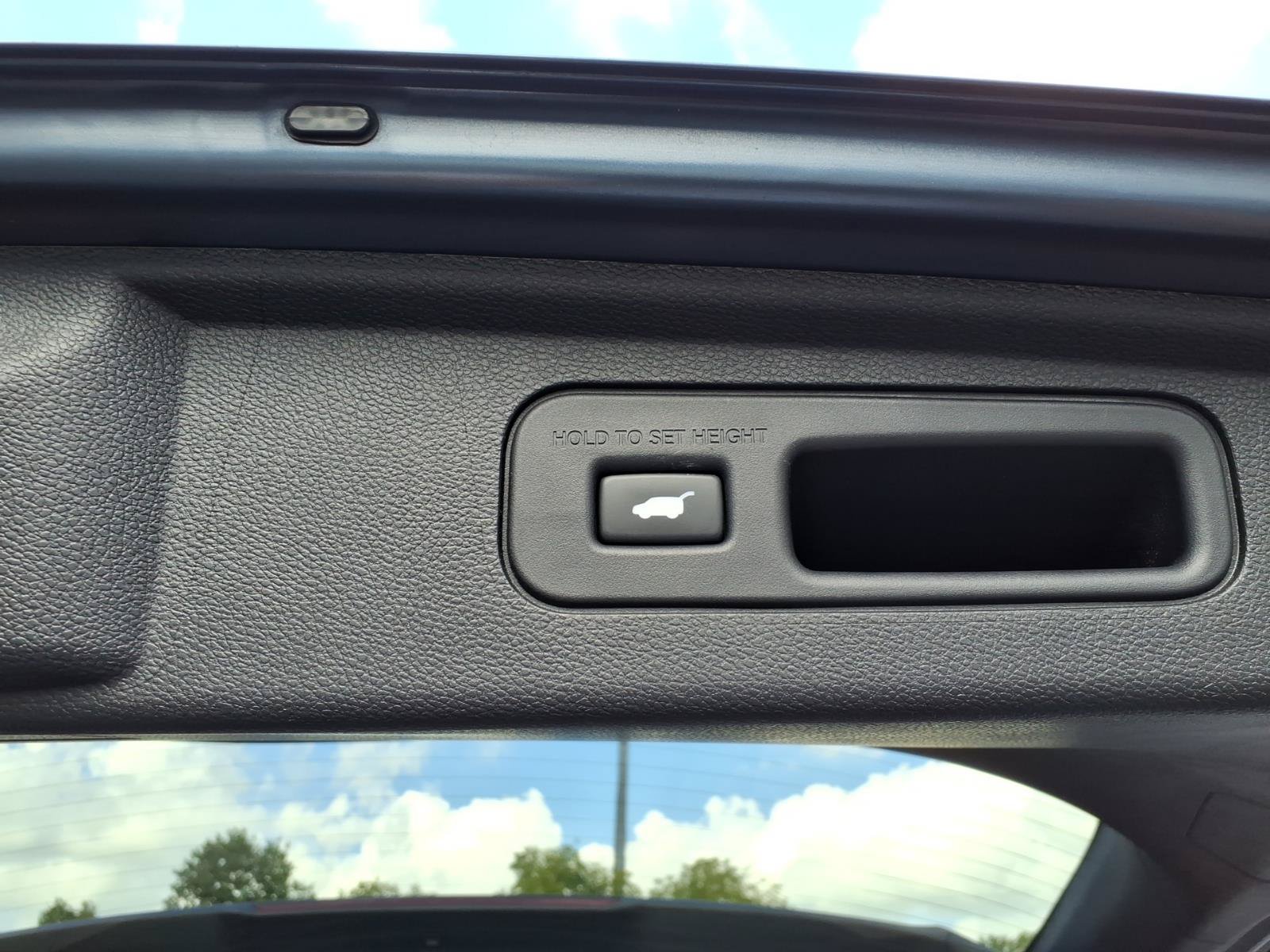 Certified 2025 Honda Odyssey EX-L image 6