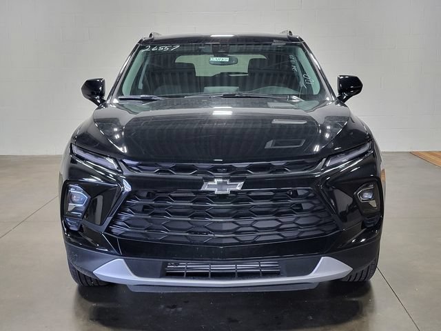 New 2026 Chevrolet Blazer LT w/ Convenience Package FWD image 3