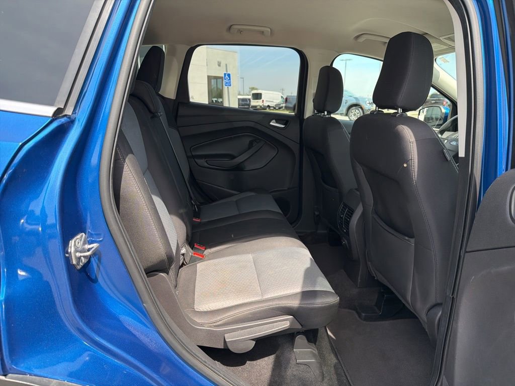 Used 2019 Ford Escape SE image 17