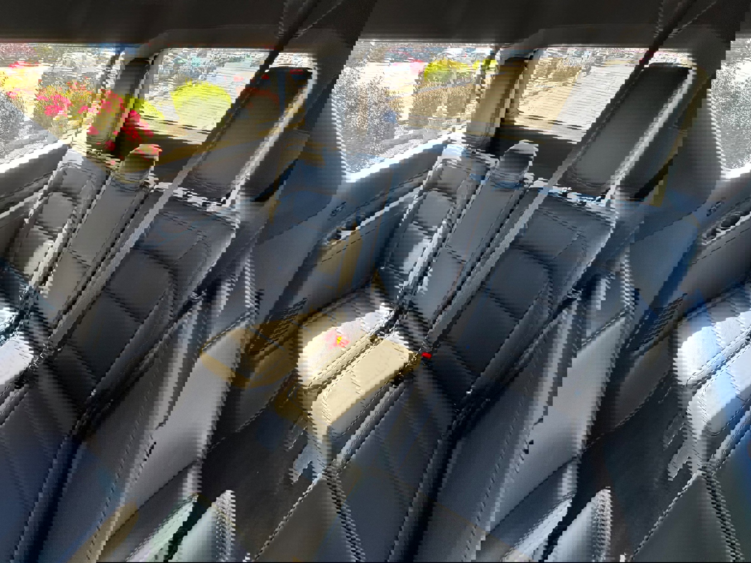 New 2025 Lincoln Navigator L Reserve w/ Jet Appearance Package image 17