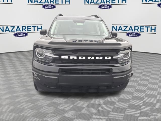 Used 2023 Ford Bronco Sport Outer Banks w/ Tech Package image 2