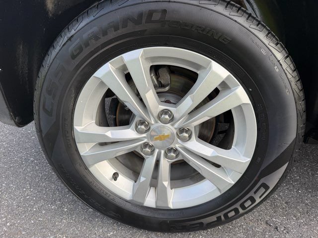 Used 2011 Chevrolet Equinox LS AWD/4WD image 28
