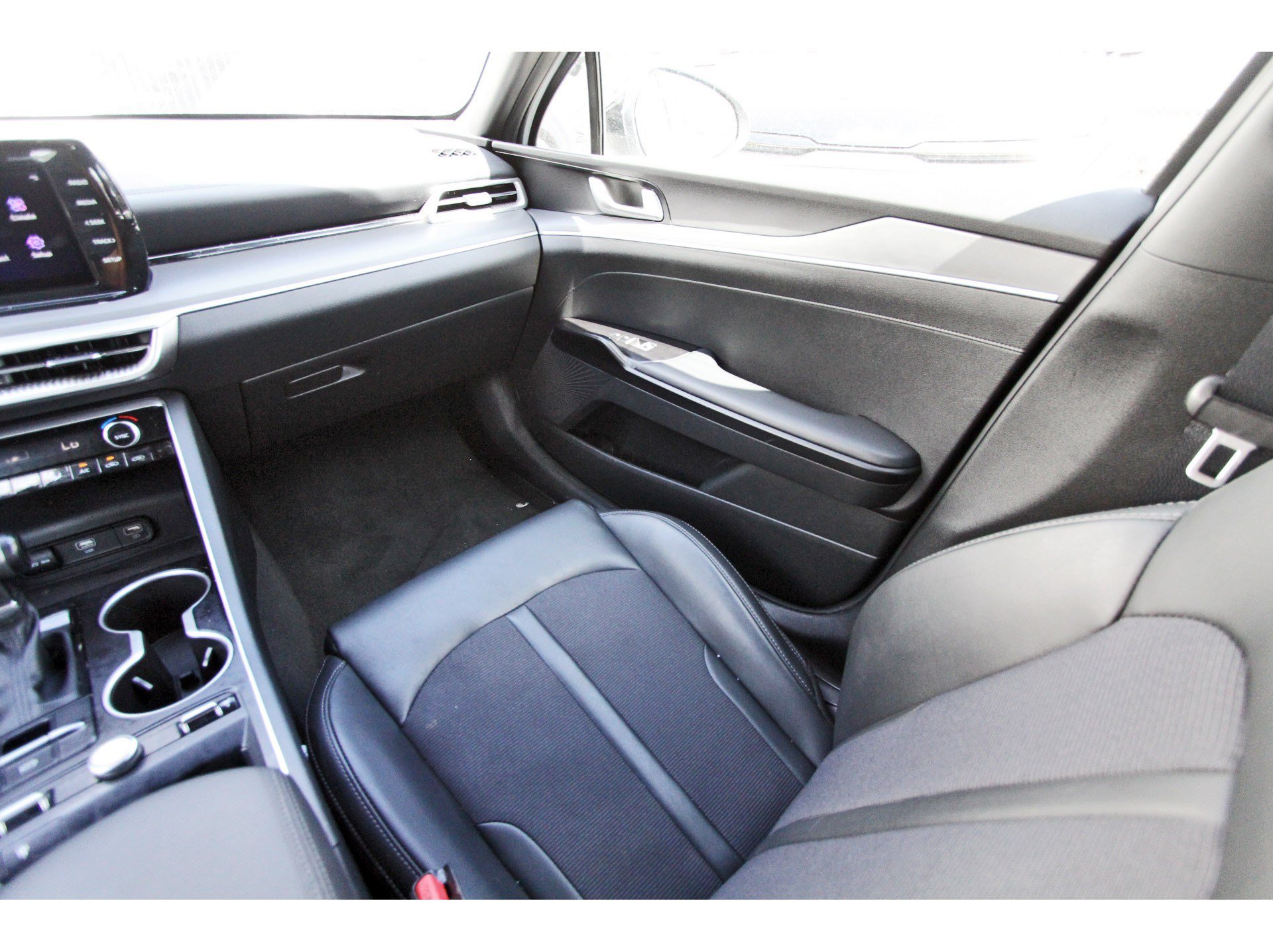 Certified 2024 Kia K5 GT-Line FWD image 13