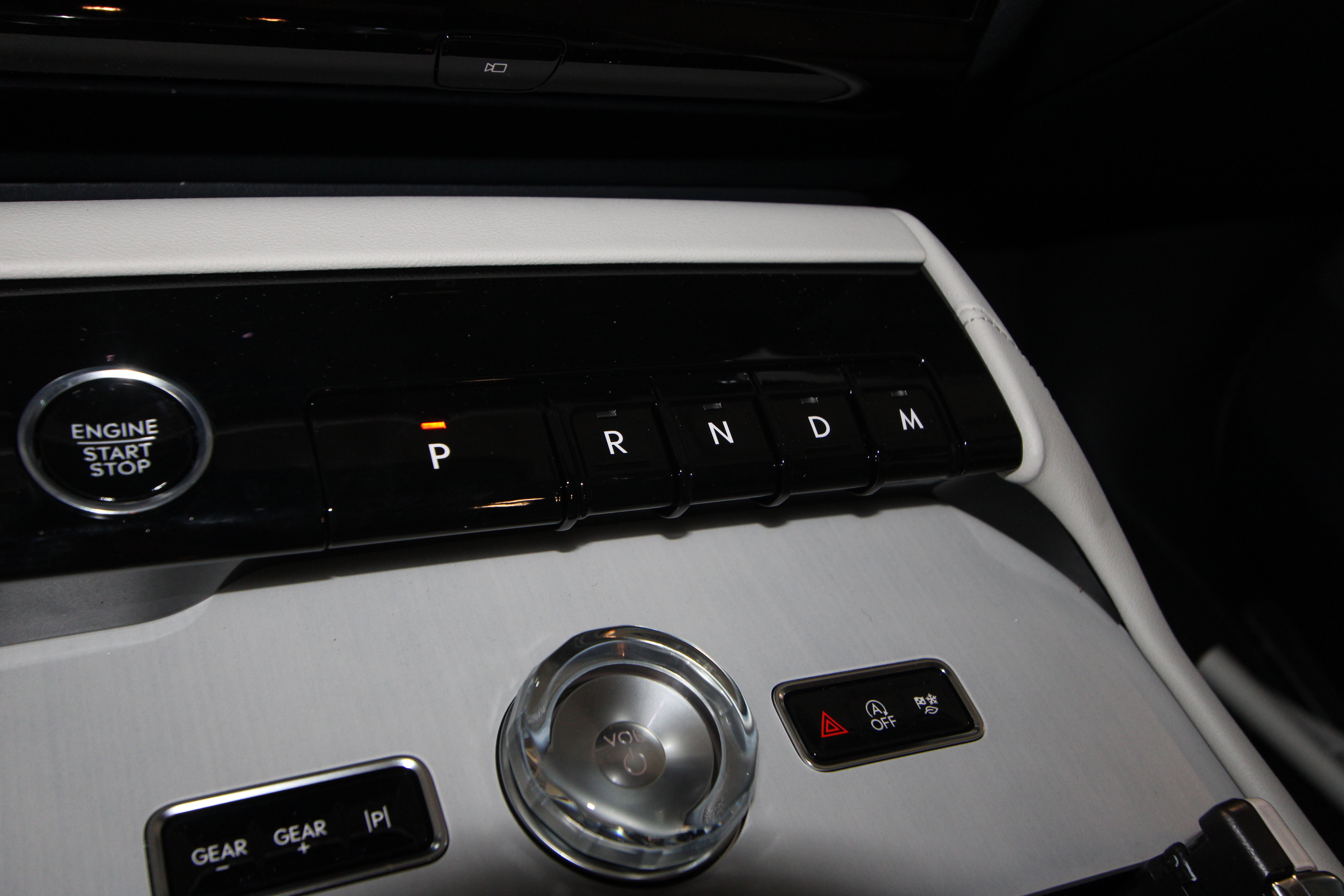 New 2026 Lincoln Navigator L Reserve AWD/4WD image 15