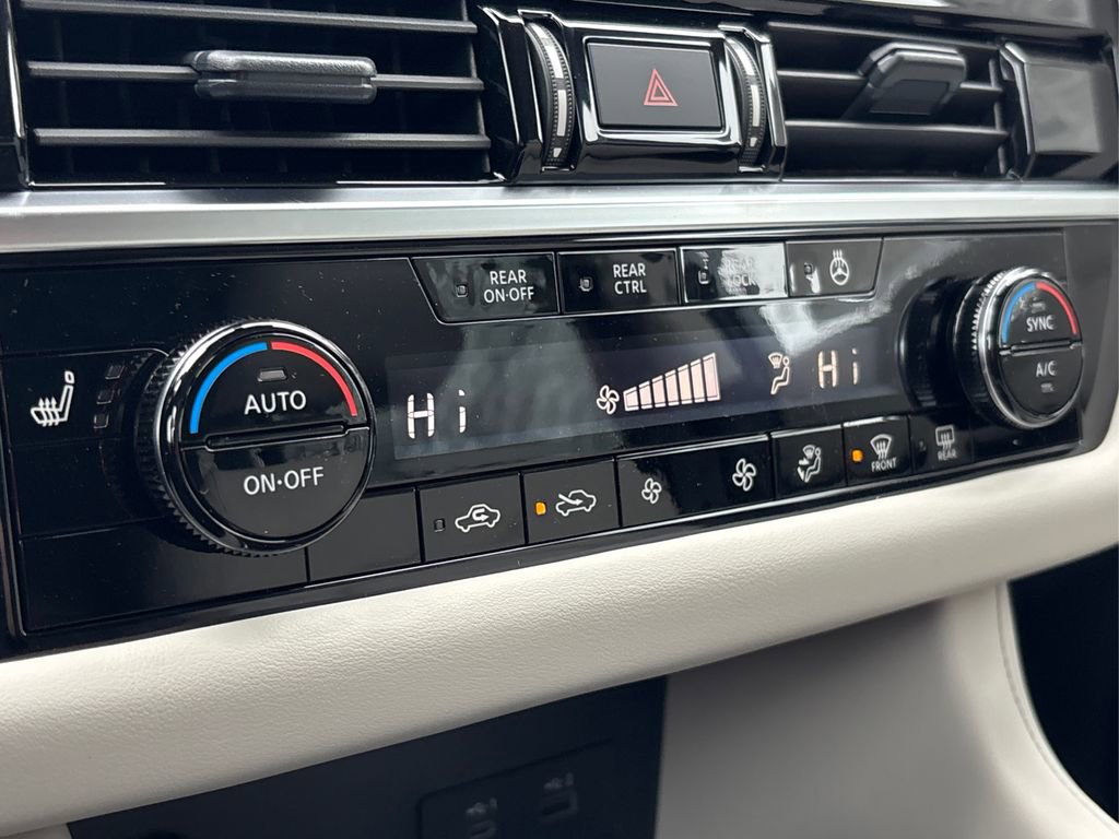 New 2025 Nissan Pathfinder SL image 25