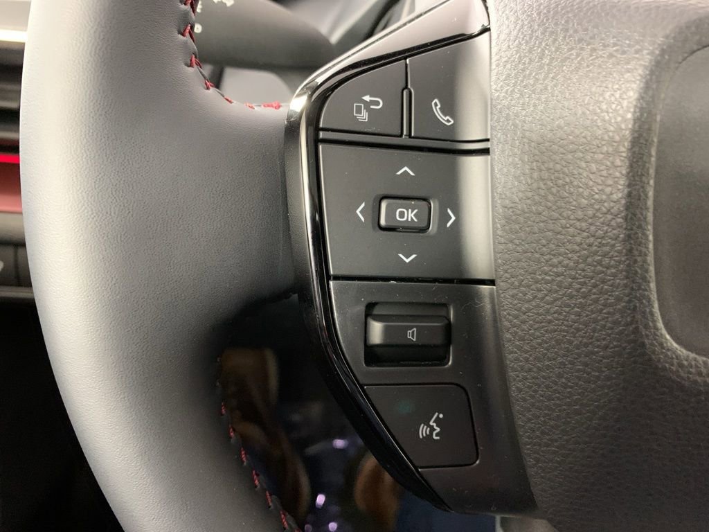 New 2026 Toyota Prius Plug-In Hybrid FWD image 20